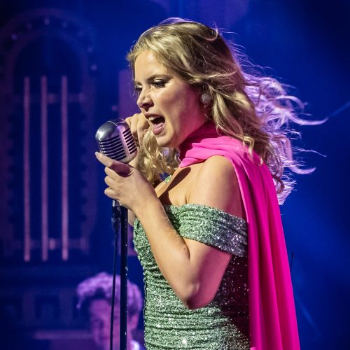 Julie Huard in Koninklijk Tuschinski Theater